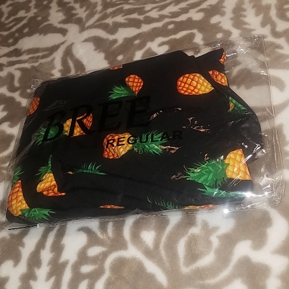 Pineapple Leggings Soft Material - Picture 5 of 5